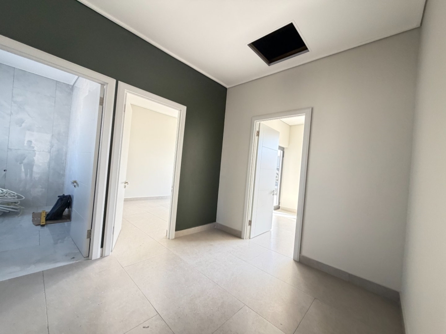 3 Bedroom Property for Sale in Sandown Western Cape